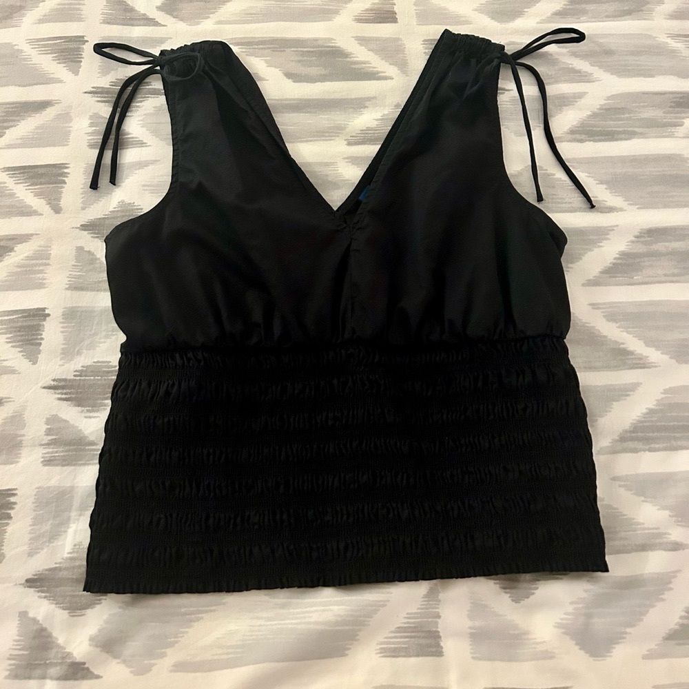 Old Navy Fitted Sleeveless V-Neck Tie Shoulder Blouse
